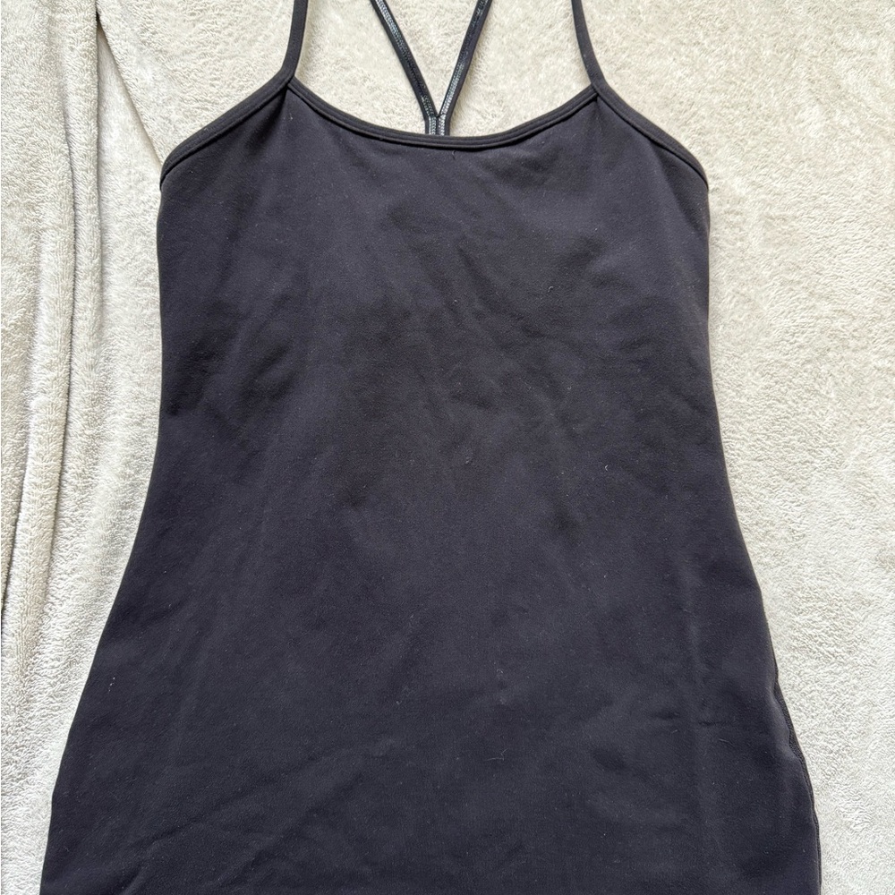 Lululemon flow y tank